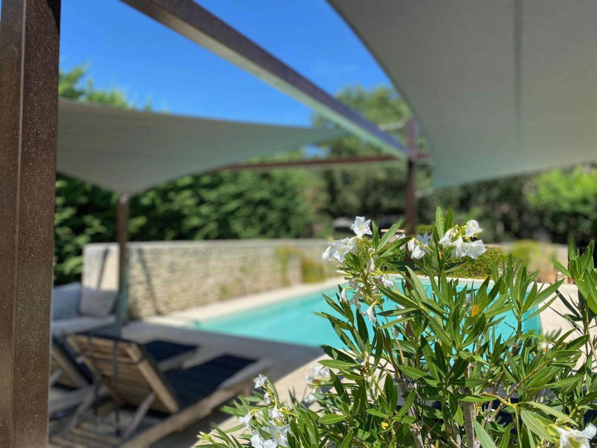 Mas Oréa côté piscine Gordes Exterior foto